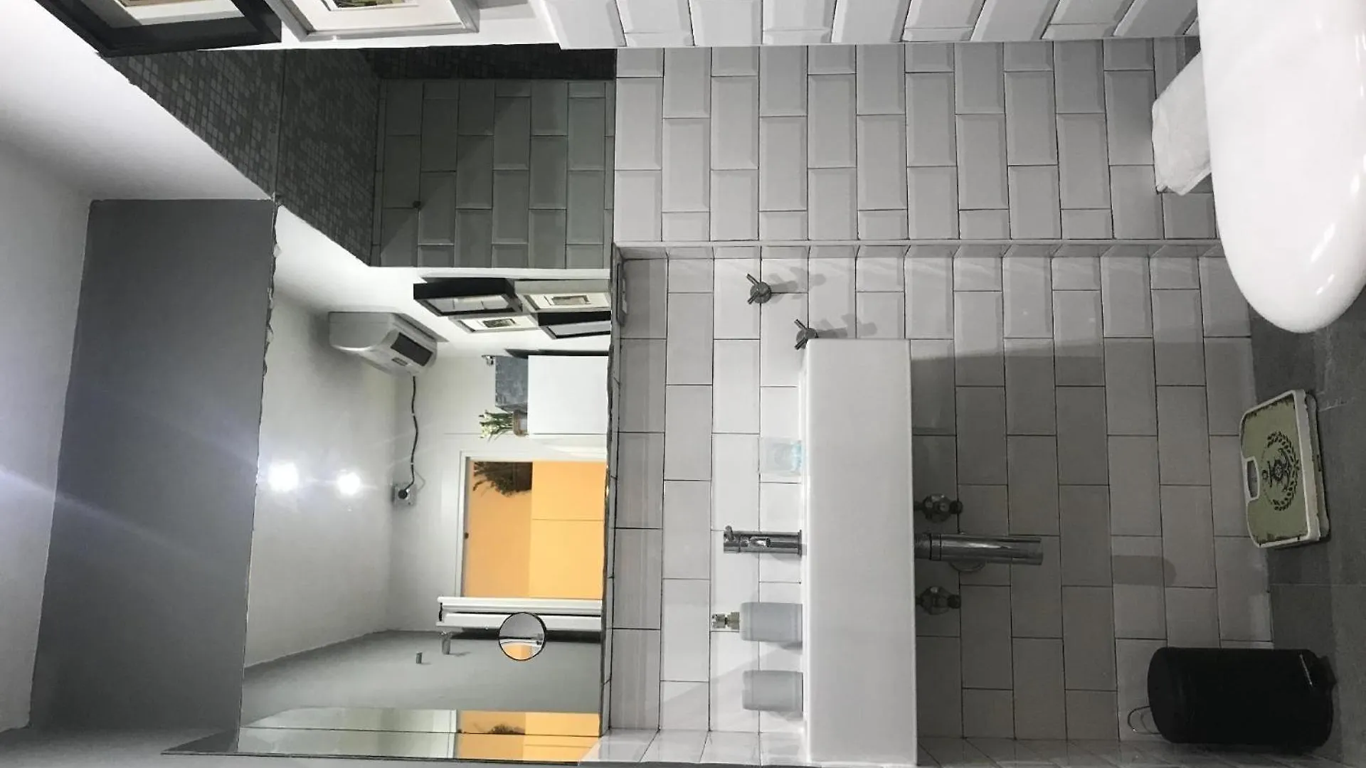 Ferienhaus Rione Monti, Nur Wenige Schritte Vom Kolosseum Entfernt Rome Apartment